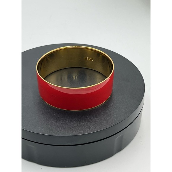 J. Crew Wide 1" Bright Red Gold Tone Edges Bangle Bracelet - Picture 4 of 7